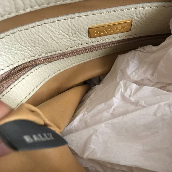 Bally Leather Woven Bag - Picture 7 of 8